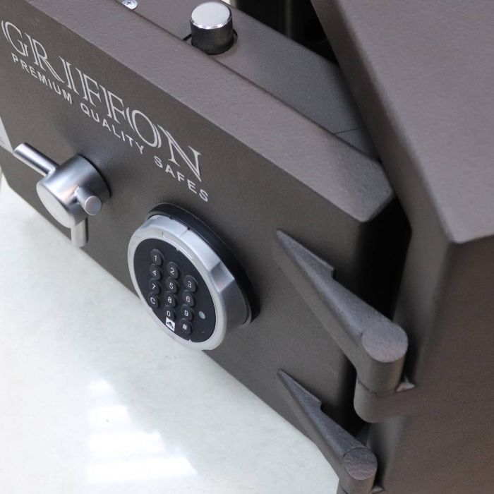 CLE.III.37.E · Вогнезламостійкий сейф 3 класу опору (фото 4)