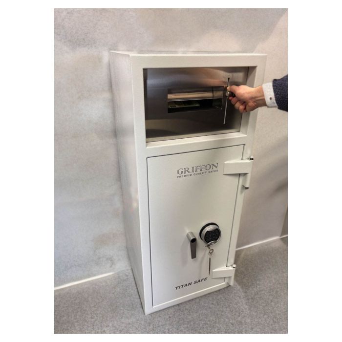 CLD.II.120.K.E · Зламостійкий cейф для депонування (фото 9)